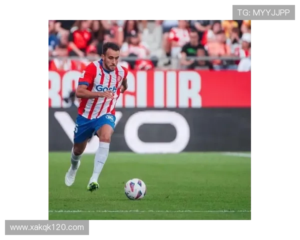 埃里克谈位置适应:中后卫最为得心应手