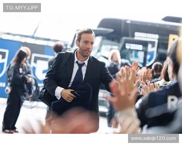 大阪钢巴特别顾问沃尔夫离任 合同仅两月